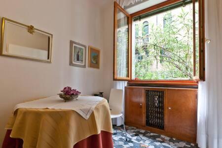 Casa Emimi Apartment Venesia Bagian luar foto