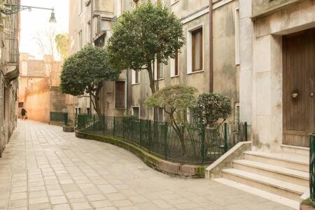 Casa Emimi Apartment Venesia Bagian luar foto